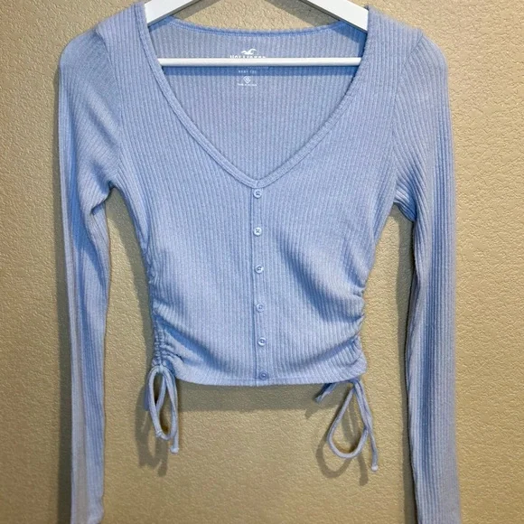 Hollister Must Have Collection Baby Tee Long Sleeve Tie Sides Size XS Periwinkle - Picture 3 of 6
